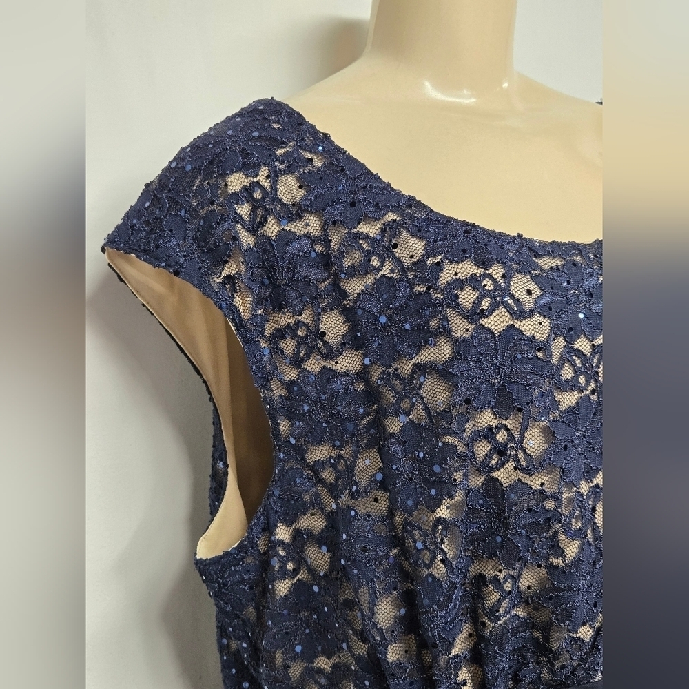 Connected 20W Blue Stretch Knit Dress Lace Floral Sequins Side Pleats Faux Wrap - Picture 2 of 6